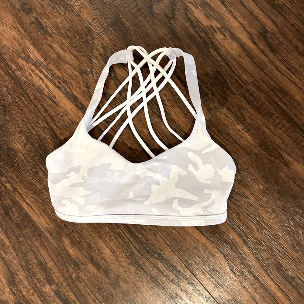 Lululemon Free To Be Wild SportsBra